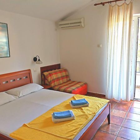 Apartments Maris Petrovac Bagian luar foto